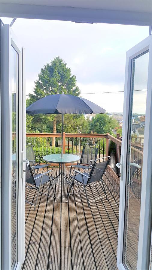 Swindon Old Town Duplex - Entercloud9Sa Apartment Luaran gambar