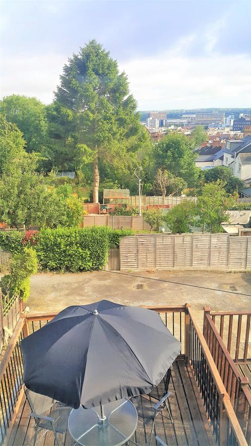 Swindon Old Town Duplex - Entercloud9Sa Apartment Luaran gambar